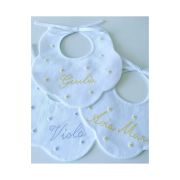 Yếm cho bé thiết kế hình cánh hoa